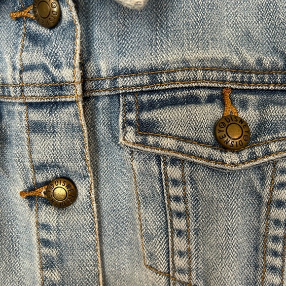 Vintage Disney Secret Celebrity
Hannah Montana denim jacket Guitar Embroidery - Picture 5 of 10